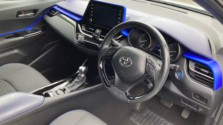 Toyota C-HR 2.0 Hybrid Dynamic 5dr CVT Hybrid Hatchback
